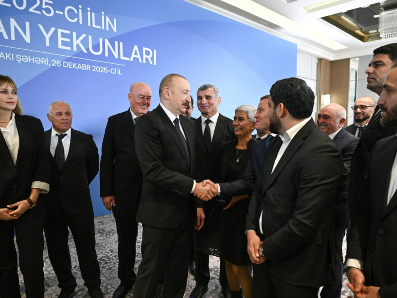 Prezidentin idmançılarla maraqlı söhbəti: SƏMİMİ GÖRÜNTÜLƏR