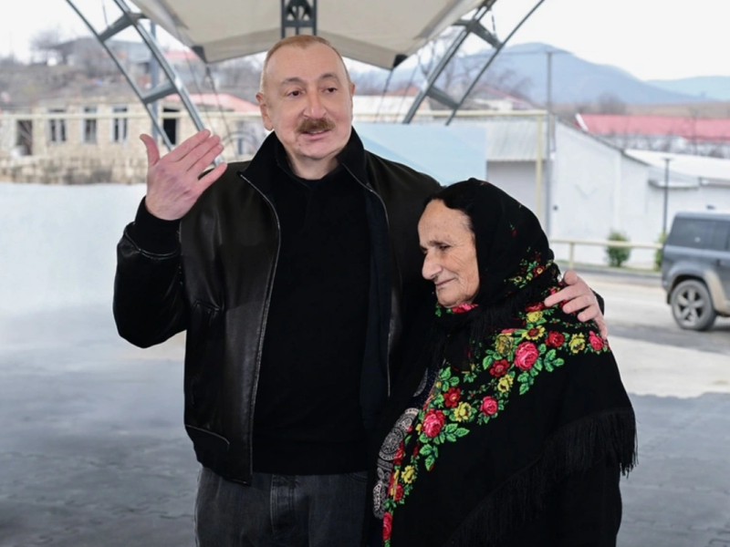 İlham Əliyev Ağdərədə Aşağı Oratağ, Çıldıran, Heyvalı və Çapar kəndlərinin sakinləri ilə görüşüb