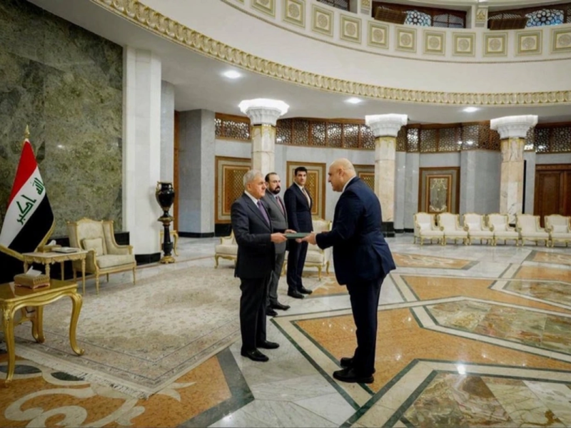Azərbaycan səfiri etimadnaməsini İraq Prezidentinə təqdim edib