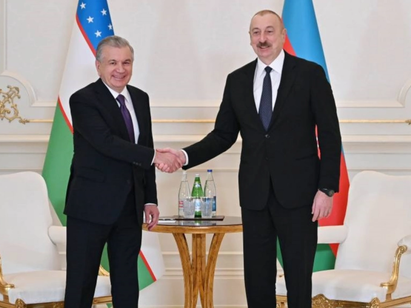 İlham Əliyevlə Şavkat Mirziyoyev bir-birilərini Novruz və Ramazan bayramları münasibətilə təbrik ediblər