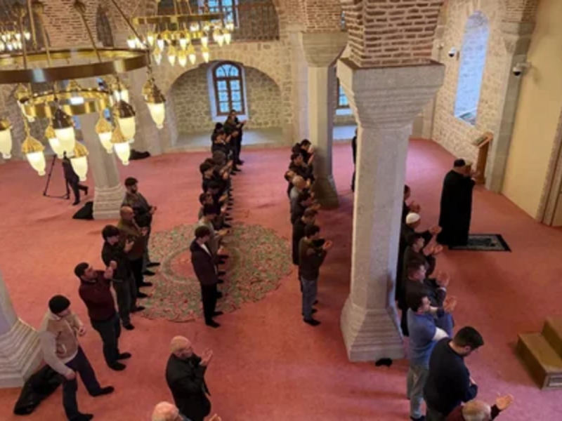 Şuşada bayram namazı qılınıb