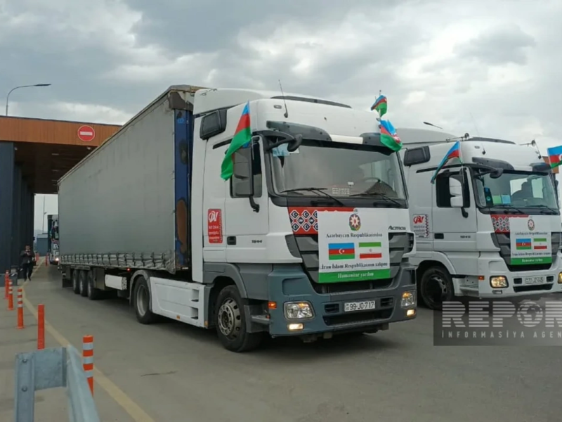 Azərbaycandan İrana göndərilən humanitar yardım dövlət sərhədindən keçib