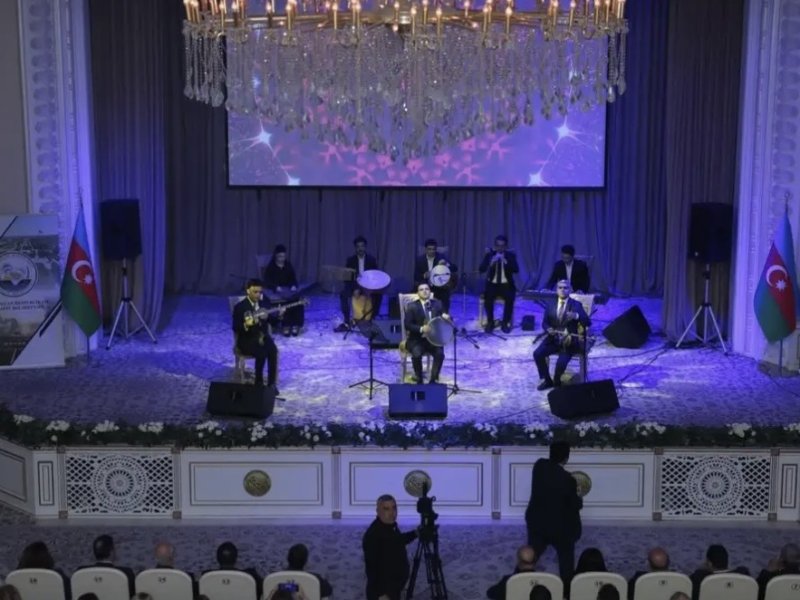 Sumqayıt Bələdiyyəsinin təşkilatçılığı ilə möhtəşəm muğam axşamı keçirildi.