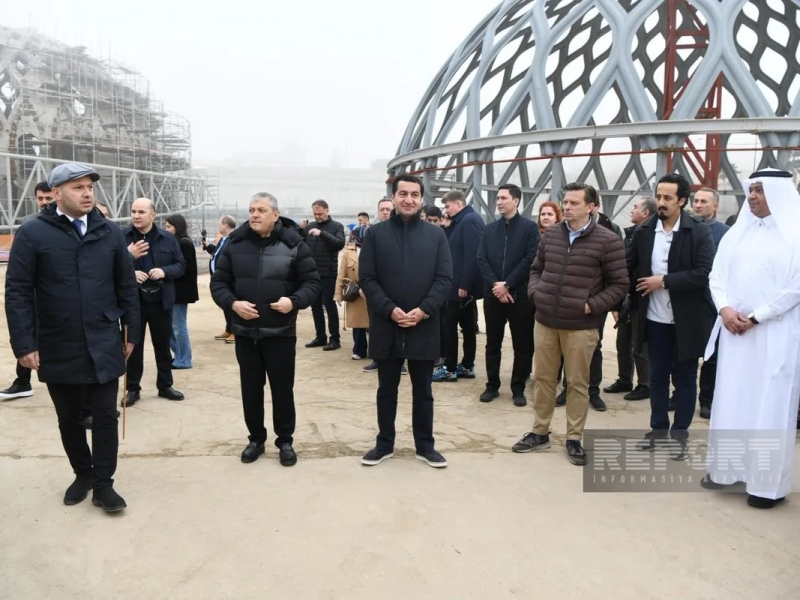 Xarici diplomatlar Şuşada yeni inşa edilən məsciddə olub