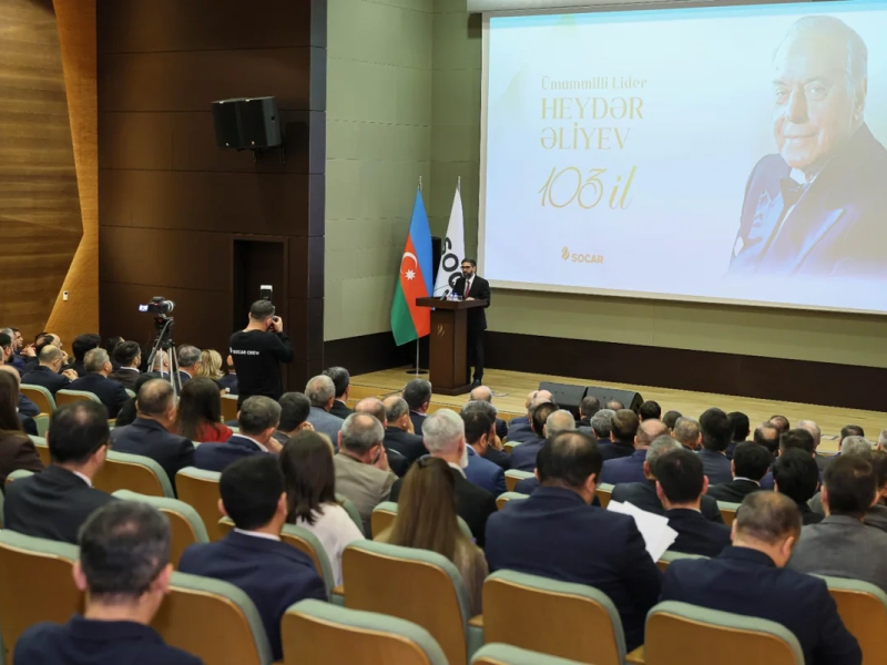 SOCAR Heydər Əliyevin anadan olmasının 103-cü ildönümü münasibətilə tədbir keçirib