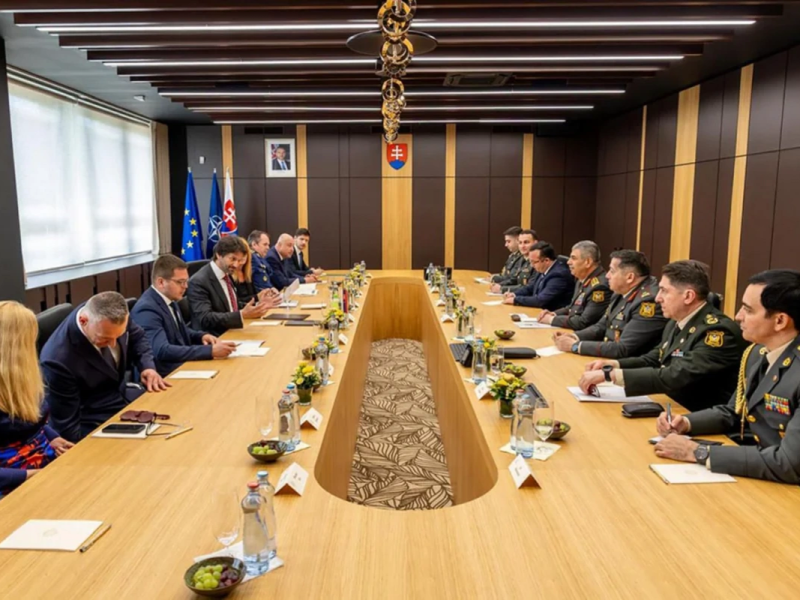 Azərbaycan ilə Slovakiya arasında hərbi əməkdaşlıq müzakirə edilib