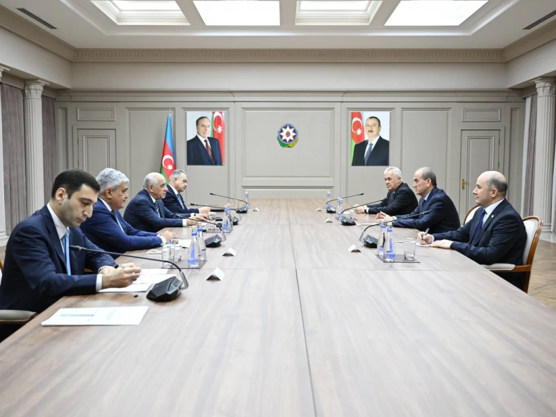Əli Əsədov Tacikistanın Baş nazirinin müavini ilə görüşüb