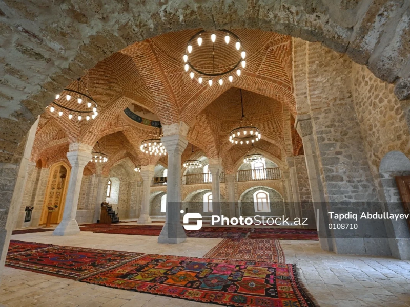Şuşada bayram namazı qılındı