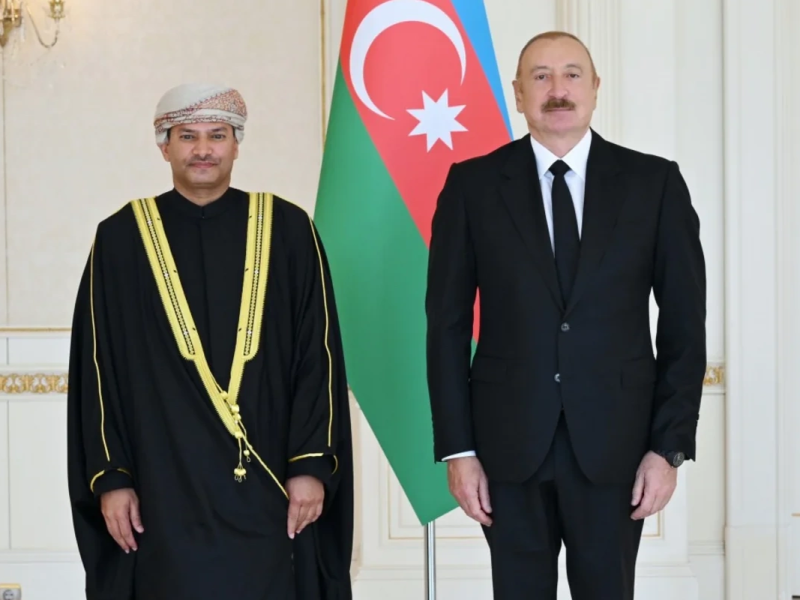 İlham Əliyev Omanın Azərbaycanda yeni təyin olunmuş səfirinin etimadnaməsini qəbul edib