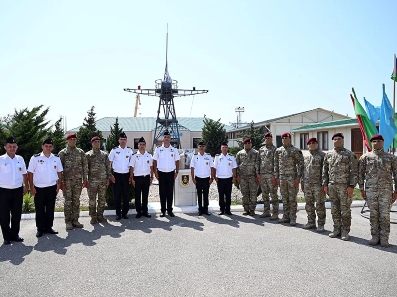HDQ-də dalğıc kursunun növbəti buraxılış mərasimi keçirilib